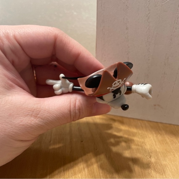 Pirate MICKEY MOUSE  Figure Disney 3" Toy - Picture 6 of 7